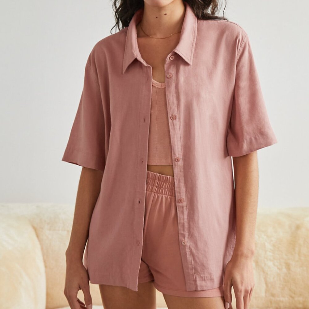 Aritzia Wilfred Free Pink Short Sleeve Oversized Button-Down Shirt